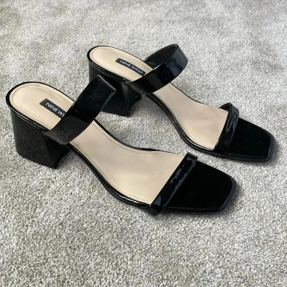 Nine West Galvan Block Sandals Heels Black Patent Leather Open Toe Size 10.5 - Picture 3 of 12